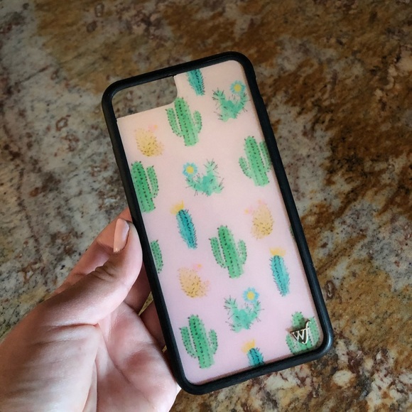 Wildflower Accessories - Wildflower iPhone 6-8 plus case Wildflower Accessories - Wildflower iPhone 6-8 plus case